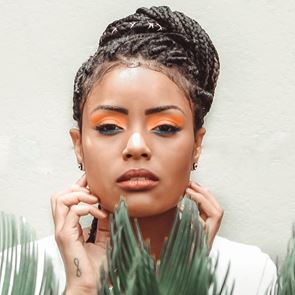 Съвършената грим визия изисква по-малко от 5 минути