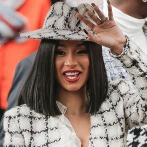 Карди Би иска да влезе в политиката