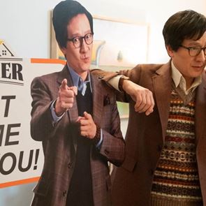 Време е за разбити сърца и кости с "Любовта боли