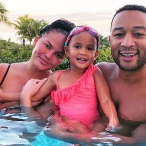 Звездните двойки по време на карантина