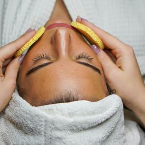 5 червени флага при козметичните продукти, които не бива да подминаваш