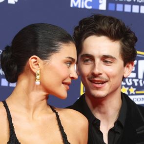 Кайли Дженър и Тимъти Шаламе с бляскав дебют на червения килим в Рим