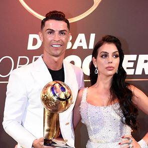 Кристиано Роналдо и Джорджина Родригес обявиха годежа си