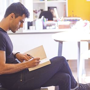 Милен Хальов &quot;има няк’ва сила&quot;, дето го бута