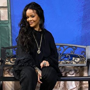 &lt;em>Риана&lt;/em> направи рядка публична поява в Лондон