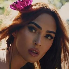 Hot! Hot! Hot! Вижте най-сексапилната фотосесия на &lt;em>Меган&lt;/em> &lt;em>Фокс&lt;/em>