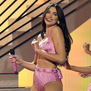 Дуа Липа поведе списъка с номинации за наградите BRIT