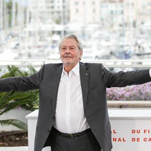 Иконата на френското кино Ален Делон с почетна "Златна палма" в Кан