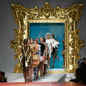 Пикасо среща Джиджи и Бела Хадид в ревюто на Moschino SS20