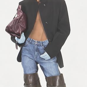 &lt;em>H&lt;/em>&amp;&lt;em>M&lt;/em> Studio AW25, където бъдещето среща носталгията