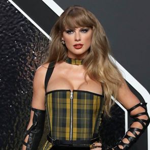 &lt;em>Тейлър&lt;/em> &lt;em>Суифт&lt;/em> e най-богатата певица в света