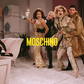 Сапунена опера, драма и страст - &lt;em>MOSCHINO&lt;/em> есен/зима 2019