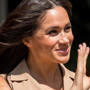 Меган Маркъл дари 2000 копия от детската си книжка