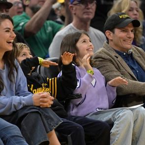 Мила Кунис и &lt;em>Аштън&lt;/em> &lt;em>Къчър&lt;/em> показаха децата си