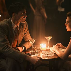 &quot;Тесният път към далечния север&quot; с &lt;em>Джейкъб&lt;/em> &lt;em>Елорди&lt;/em>: Пътешествие през времето, войната и любовта