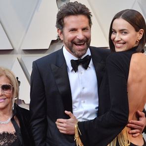 Социалната изолация на Брадли Купър: майка, дъщеря и две кучета