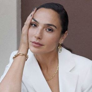 <em>Гал</em> <em>Гадот</em> е бременна с третото си дете