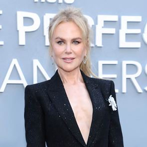 &lt;em>Никол&lt;/em> &lt;em>Кидман&lt;/em> отново събра погледите с безупречна визия