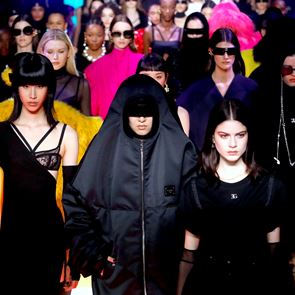 Dolce &amp; Gabbana пренесоха метавселената в Милано