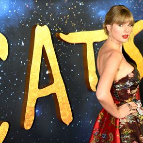 &lt;em>Тейлър&lt;/em> &lt;em>Суифт&lt;/em>, Идрис Елба и звездната премиера на &quot;Котките&quot;