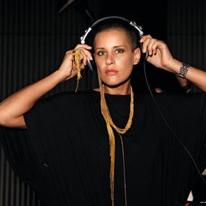 Жените DJ-и, които диктуват ритъма