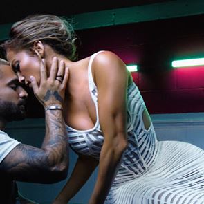 &lt;em>Дженифър&lt;/em> &lt;em>Лопес&lt;/em> и Малума в най-горещата колаборация на годината