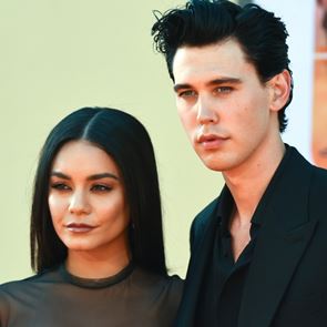 Остин Бътлър е приел ролята на Елвис заради Ванеса Хъджънс