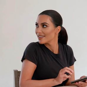 Джулия Робъртс, &lt;em>Дженифър&lt;/em> &lt;em>Анистън&lt;/em>: на кого още Ким Кардашиян ще подари новата си колекция гримове?