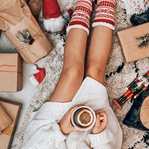 Сам(а) вкъщи за Коледа? Не е никак лоша идея