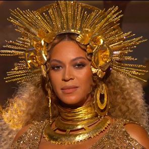 Кралицата на златото: &lt;em>Бионсе&lt;/em> навърши 38!