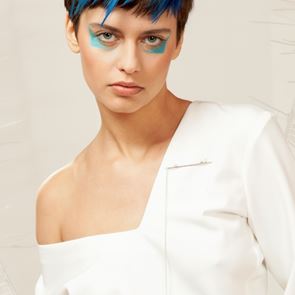 Модата среща необятния свят на Космоса