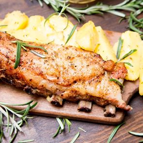 Вкусни свински ребърца а ла &lt;em>Криси&lt;/em> &lt;em>Тейгън&lt;/em>