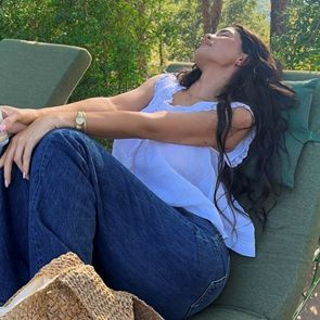 Кайли Дженър и ерата на mom jeans