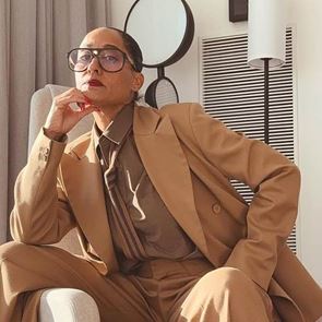 Пролет в офиса: 9 визии, които казват "Да!" на стила