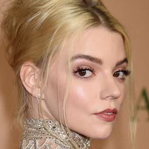 Нова звезда на червения килим: Аня Тейлър-Джой