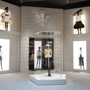 Персонална покана от модна къща &lt;em>Dior&lt;/em>