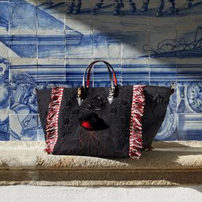 Посветена на Португалия