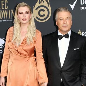 Ким Бейсинджър и &lt;em>Алек&lt;/em> &lt;em>Болдуин&lt;/em> станаха баба и дядо