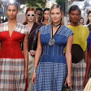 &lt;em>Tory&lt;/em> &lt;em>Burch&lt;/em> изпрати покана за панаир на женствеността