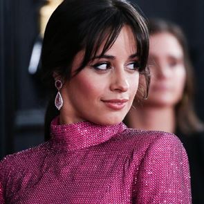 Камила Кабейо туитва ТОВА всяка година на 1 януари