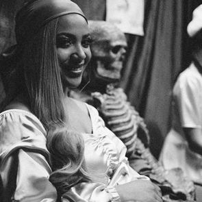 Прея се връща към миналото в новия си сингъл „On The Line