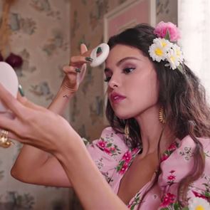 <em>Селена</em> <em>Гомес</em> не е вярвала в успеха на Rare Beauty