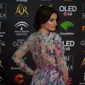 Най-добрите флорални рокли, които забелязахме на червения килим тази година