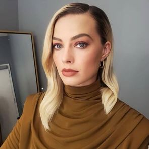 Марго Роби на почивка в Сардиния преди появата на бебето