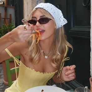 Amalfi Dream: Модният код на едно безкрайно италианско лято