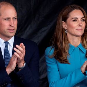 Принц Уилям също работи върху книга