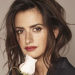 Испанска роза: Пенелопе Крус в рекламна кампания на Lancôme