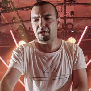 Страхил Велчев-KiNK пресъздаде звука на спорта с най-добрите български атлети