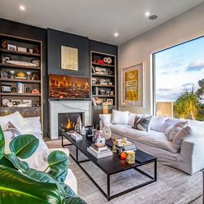 На гости в дома на &lt;em>Никол&lt;/em> &lt;em>Шерцингер&lt;/em>