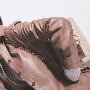 Маите Перони е светлината в мрака, но вие го знаете